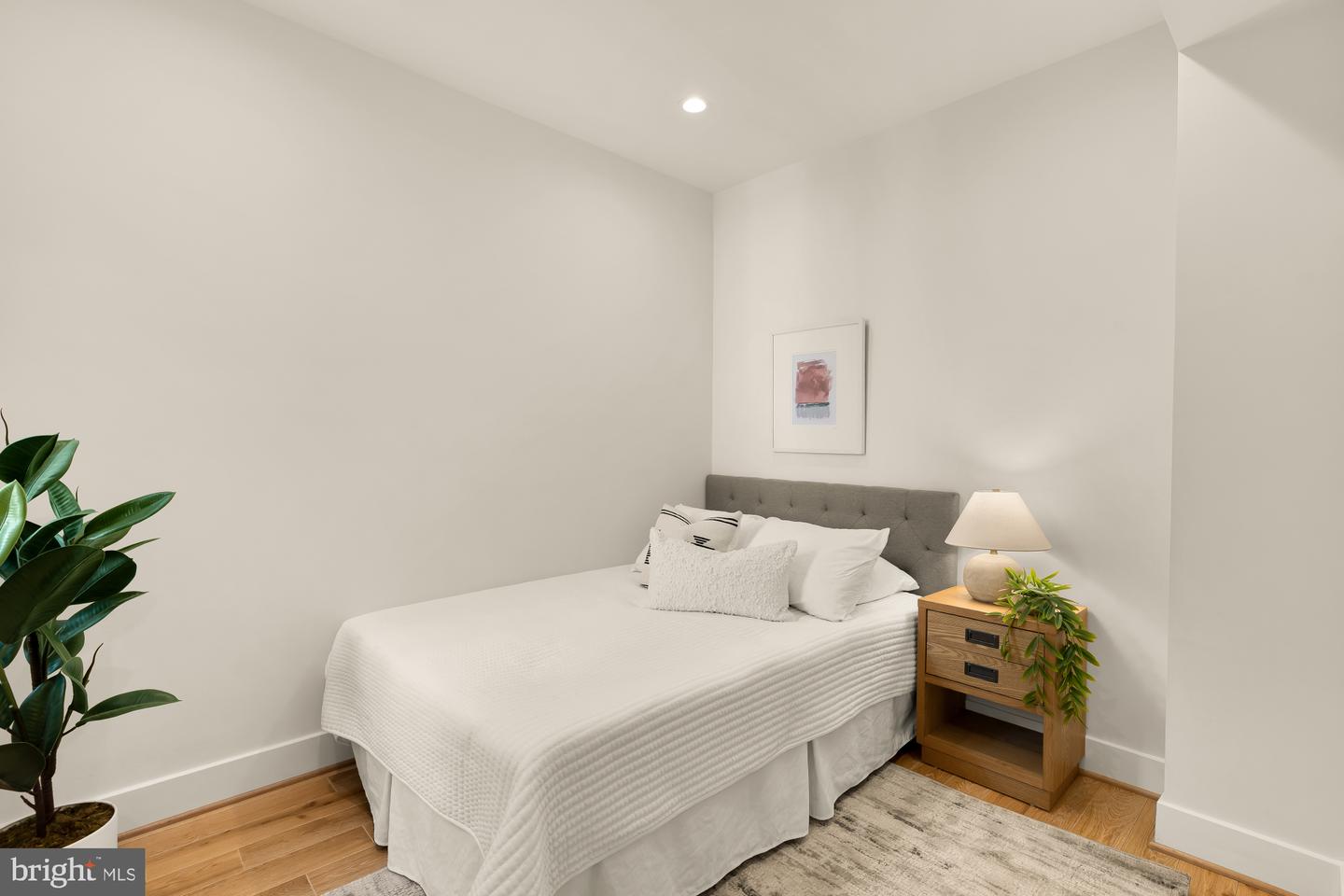 1304 EMERALD ST NE, WASHINGTON, District Of Columbia 20002, 3 Bedrooms Bedrooms, ,2 BathroomsBathrooms,Residential,For sale,1304 EMERALD ST NE,DCDC2242096 MLS # DCDC2242096