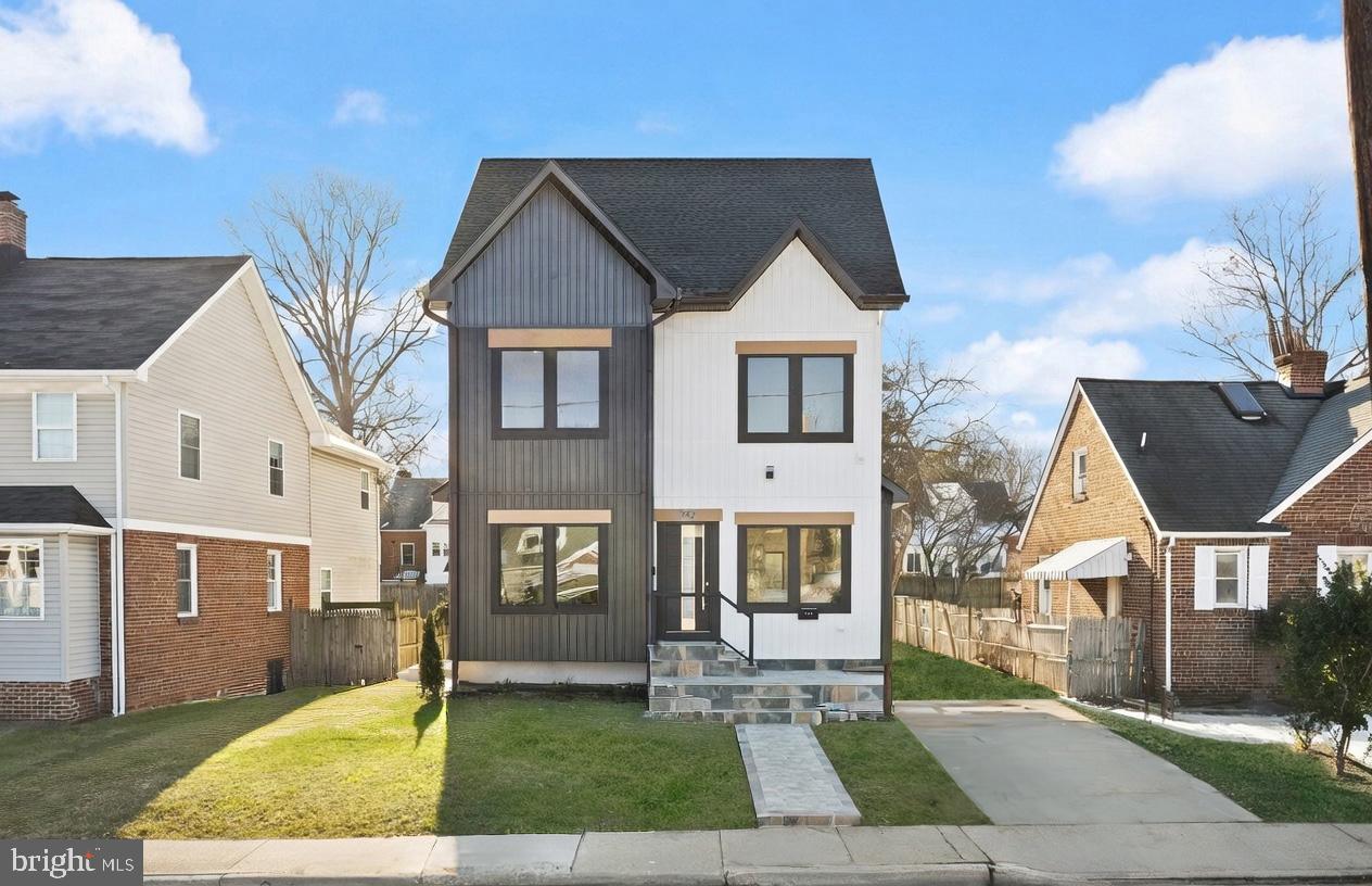 742 N GEORGE MASON DR, ARLINGTON, Virginia 22203, 6 Bedrooms Bedrooms, ,5 BathroomsBathrooms,Residential,For sale,742 N GEORGE MASON DR,VAAR2067918 MLS # VAAR2067918