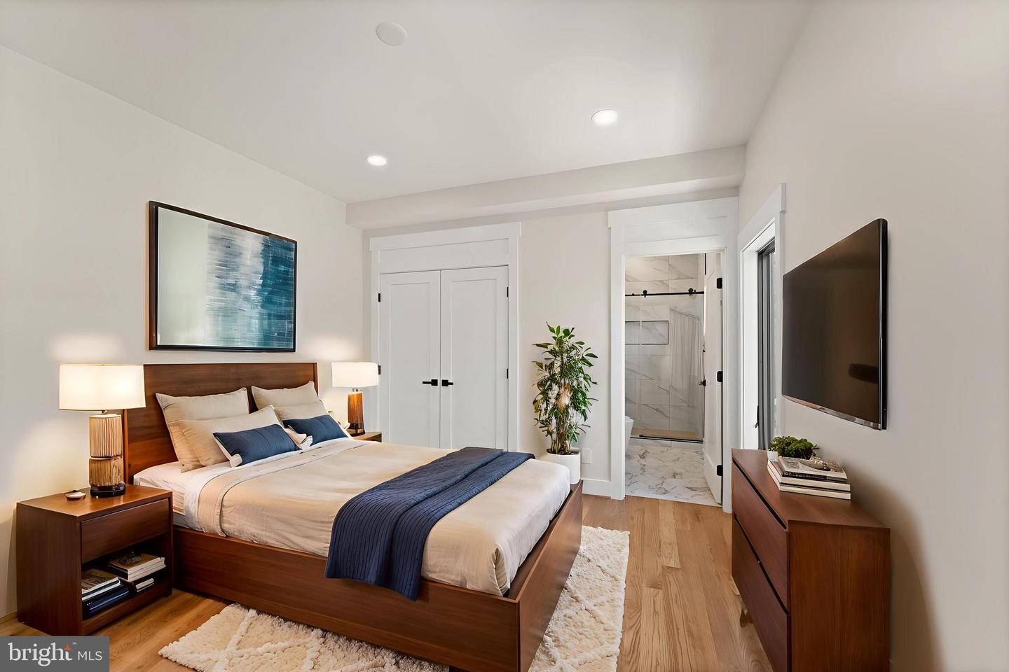 742 N GEORGE MASON DR, ARLINGTON, Virginia 22203, 6 Bedrooms Bedrooms, ,5 BathroomsBathrooms,Residential,For sale,742 N GEORGE MASON DR,VAAR2067918 MLS # VAAR2067918