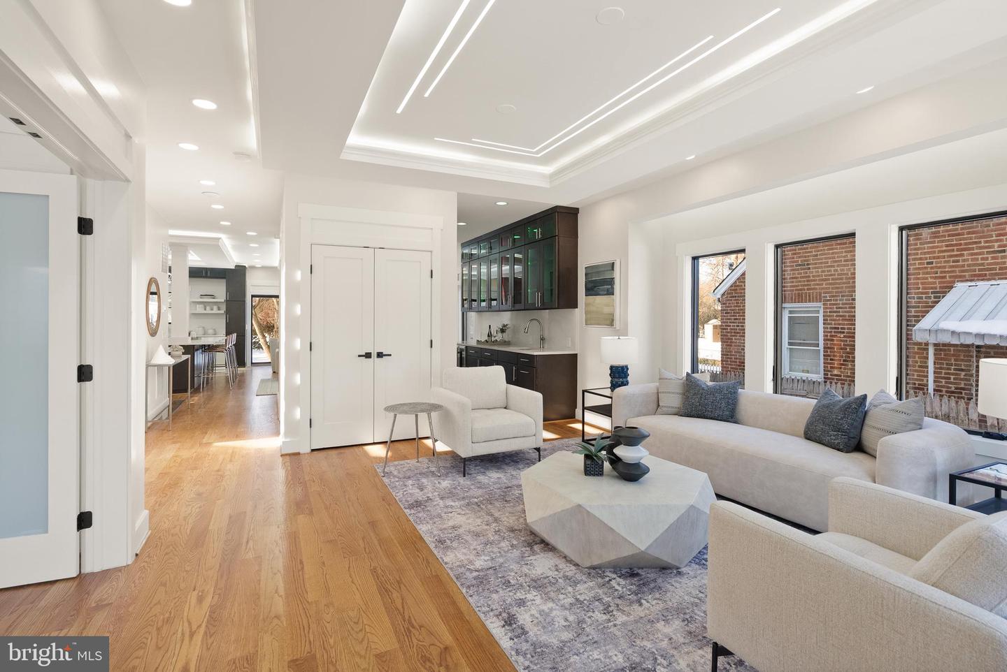 742 N GEORGE MASON DR, ARLINGTON, Virginia 22203, 6 Bedrooms Bedrooms, ,5 BathroomsBathrooms,Residential,For sale,742 N GEORGE MASON DR,VAAR2067918 MLS # VAAR2067918