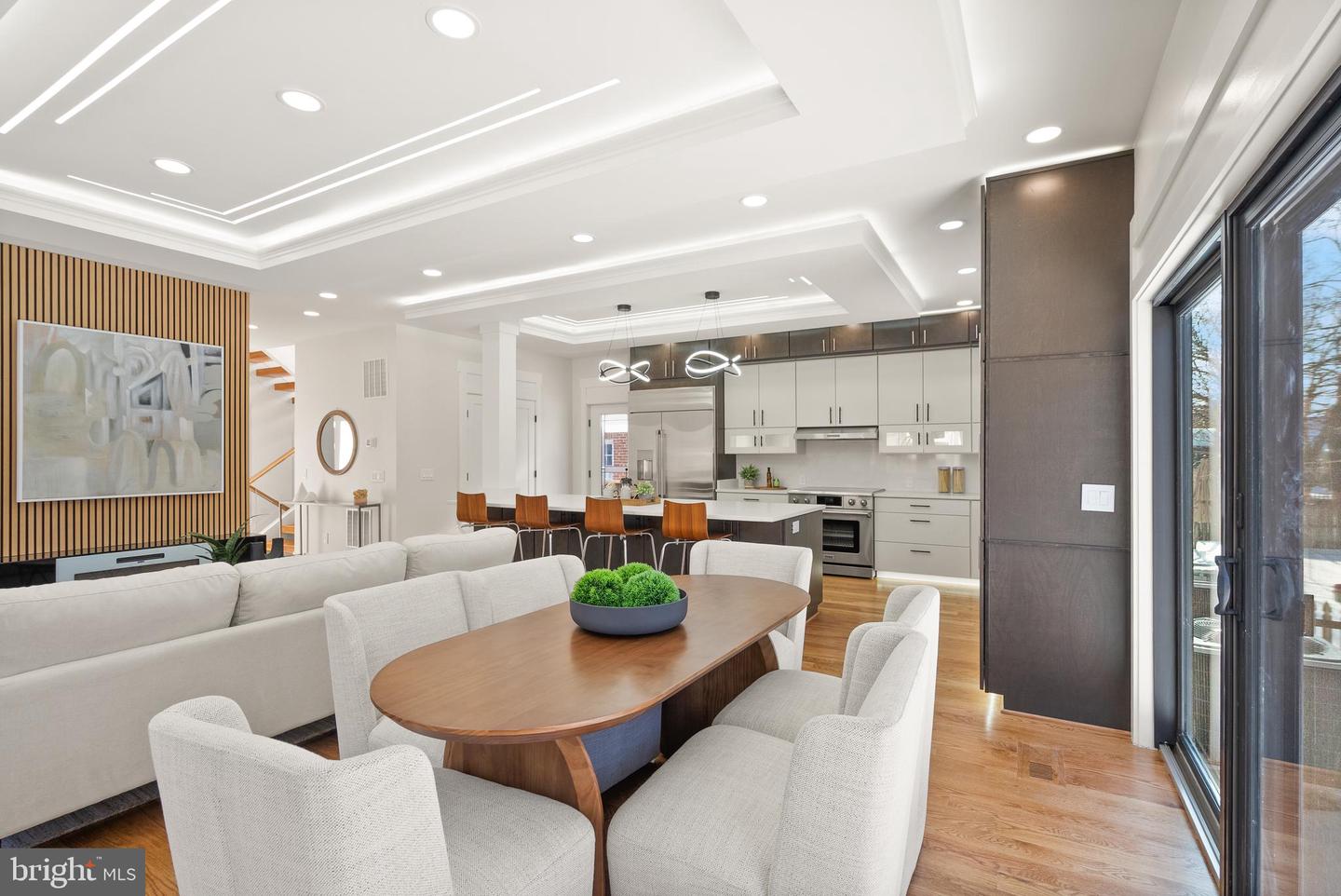 742 N GEORGE MASON DR, ARLINGTON, Virginia 22203, 6 Bedrooms Bedrooms, ,5 BathroomsBathrooms,Residential,For sale,742 N GEORGE MASON DR,VAAR2067918 MLS # VAAR2067918