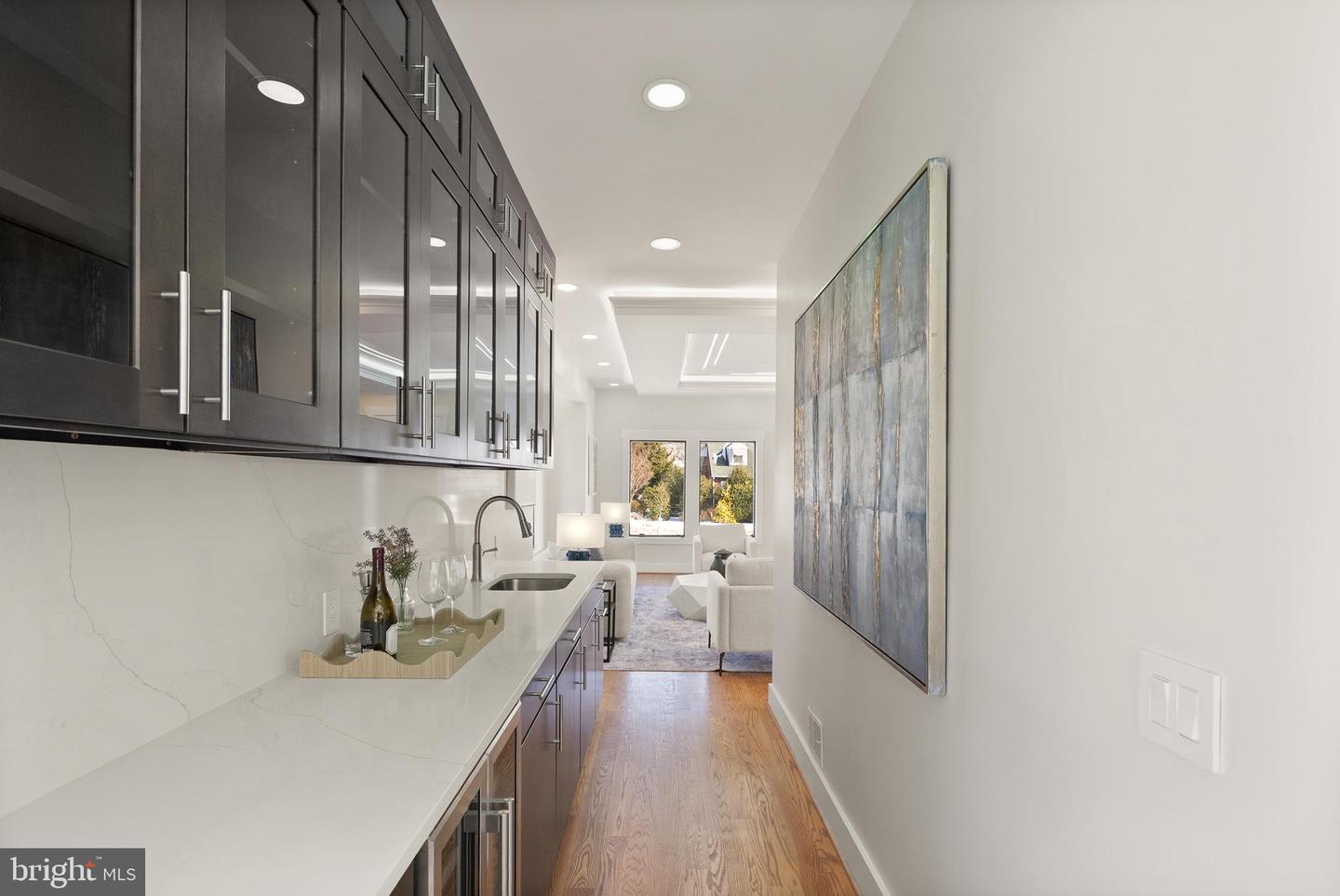 742 N GEORGE MASON DR, ARLINGTON, Virginia 22203, 6 Bedrooms Bedrooms, ,5 BathroomsBathrooms,Residential,For sale,742 N GEORGE MASON DR,VAAR2067918 MLS # VAAR2067918