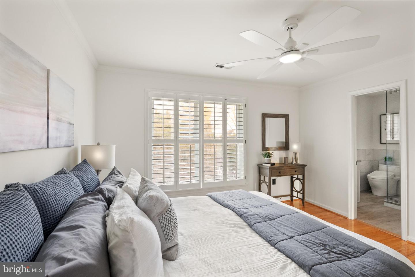 415 COMMONWEALTH AVE, ALEXANDRIA, Virginia 22301, 3 Bedrooms Bedrooms, ,3 BathroomsBathrooms,Residential,For sale,415 COMMONWEALTH AVE,VAAX2053332 MLS # VAAX2053332 415 COMMONWEALTH AVE, ALEXANDRIA, Virginia 22301, 3 Bedrooms Bedrooms, ,3 BathroomsBathrooms,Residential,For sale,415 COMMONWEALTH AVE,VAAX2053332 MLS # VAAX2053332