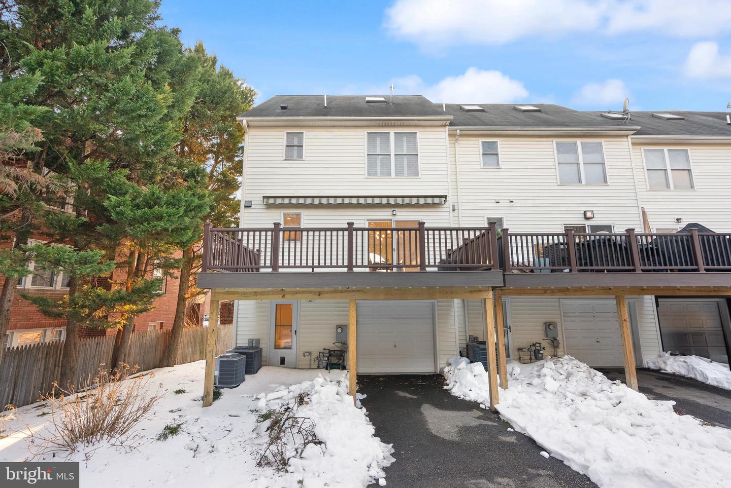 415 COMMONWEALTH AVE, ALEXANDRIA, Virginia 22301, 3 Bedrooms Bedrooms, ,3 BathroomsBathrooms,Residential,For sale,415 COMMONWEALTH AVE,VAAX2053332 MLS # VAAX2053332 415 COMMONWEALTH AVE, ALEXANDRIA, Virginia 22301, 3 Bedrooms Bedrooms, ,3 BathroomsBathrooms,Residential,For sale,415 COMMONWEALTH AVE,VAAX2053332 MLS # VAAX2053332