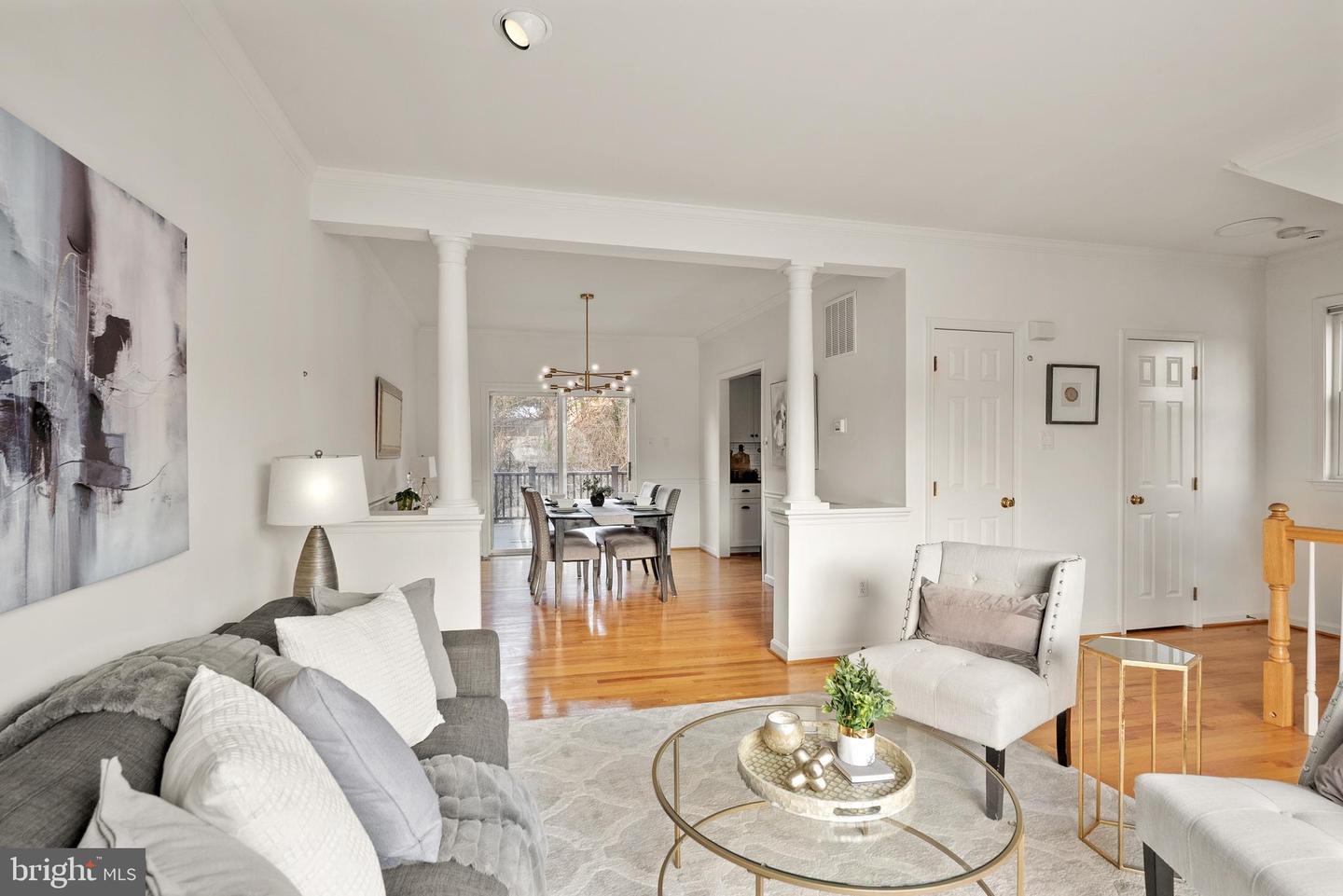 415 COMMONWEALTH AVE, ALEXANDRIA, Virginia 22301, 3 Bedrooms Bedrooms, ,3 BathroomsBathrooms,Residential,For sale,415 COMMONWEALTH AVE,VAAX2053332 MLS # VAAX2053332 415 COMMONWEALTH AVE, ALEXANDRIA, Virginia 22301, 3 Bedrooms Bedrooms, ,3 BathroomsBathrooms,Residential,For sale,415 COMMONWEALTH AVE,VAAX2053332 MLS # VAAX2053332