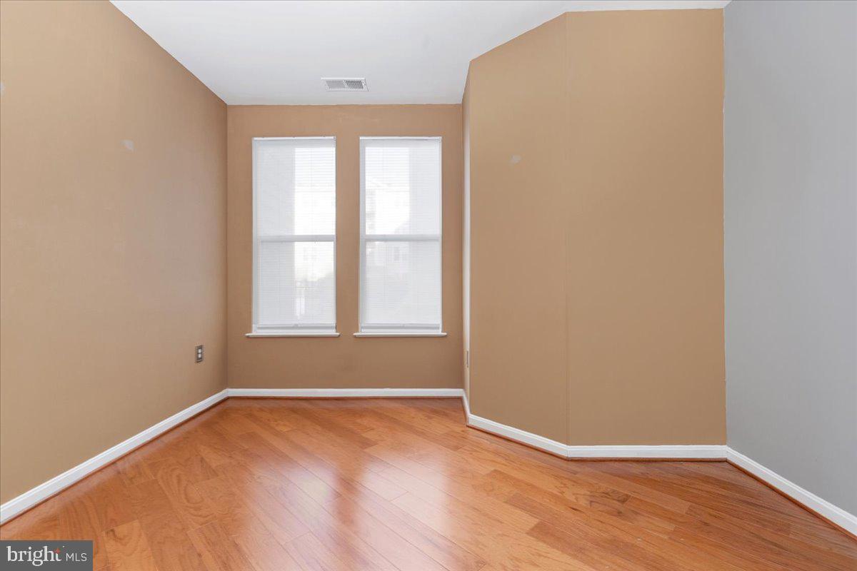 2655 PROSPERITY AVE #102, FAIRFAX, Virginia 22031, 1 Bedroom Bedrooms, ,1 BathroomBathrooms,Residential,For sale,2655 PROSPERITY AVE #102,VAFX2286696 MLS # VAFX2286696