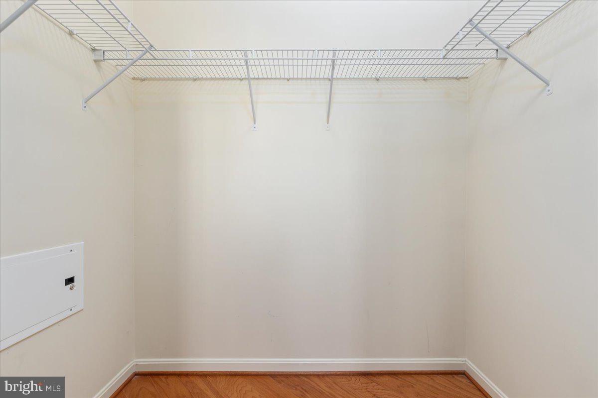 2655 PROSPERITY AVE #102, FAIRFAX, Virginia 22031, 1 Bedroom Bedrooms, ,1 BathroomBathrooms,Residential,For sale,2655 PROSPERITY AVE #102,VAFX2286696 MLS # VAFX2286696