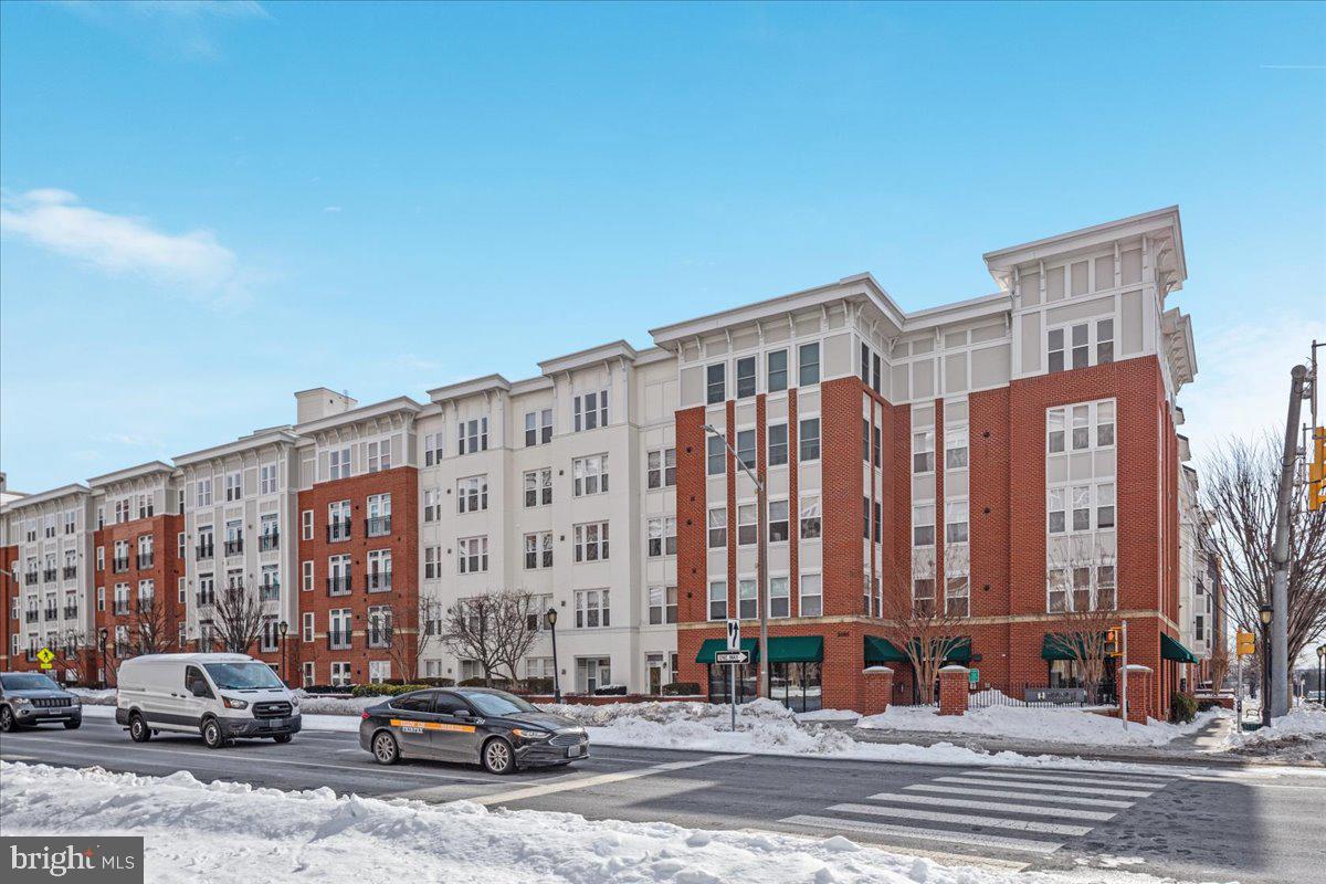2655 PROSPERITY AVE #102, FAIRFAX, Virginia 22031, 1 Bedroom Bedrooms, ,1 BathroomBathrooms,Residential,For sale,2655 PROSPERITY AVE #102,VAFX2286696 MLS # VAFX2286696