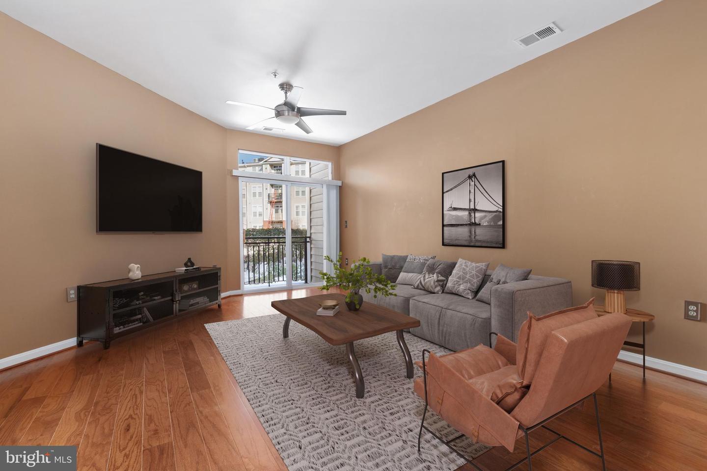 2655 PROSPERITY AVE #102, FAIRFAX, Virginia 22031, 1 Bedroom Bedrooms, ,1 BathroomBathrooms,Residential,For sale,2655 PROSPERITY AVE #102,VAFX2286696 MLS # VAFX2286696