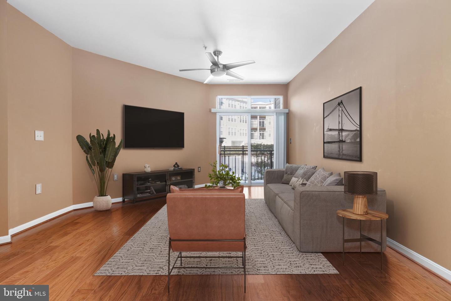 2655 PROSPERITY AVE #102, FAIRFAX, Virginia 22031, 1 Bedroom Bedrooms, ,1 BathroomBathrooms,Residential,For sale,2655 PROSPERITY AVE #102,VAFX2286696 MLS # VAFX2286696