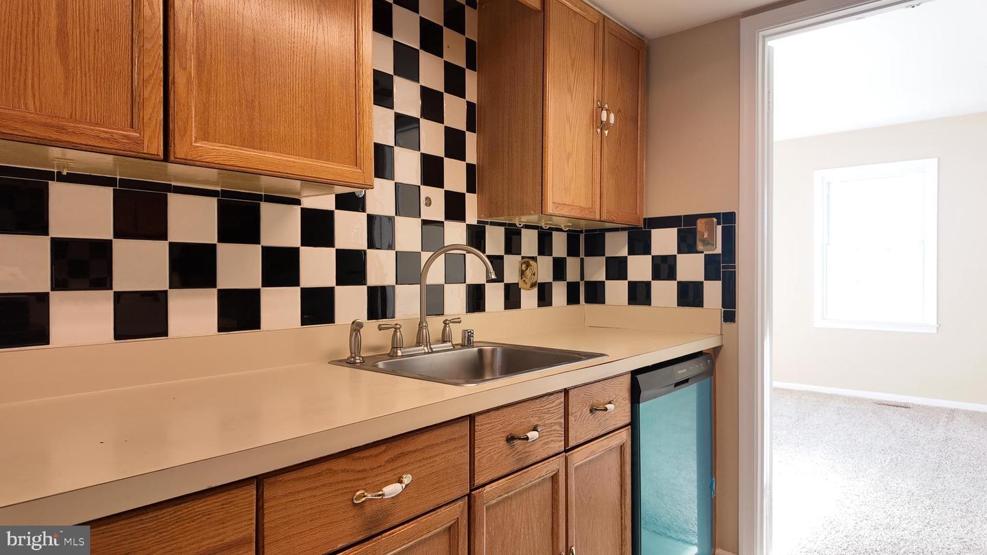 9064 MCRAE CT, MANASSAS, Virginia 20110, 2 Bedrooms Bedrooms, ,2 BathroomsBathrooms,Residential,For sale,9064 MCRAE CT,VAMN2010000 MLS # VAMN2010000