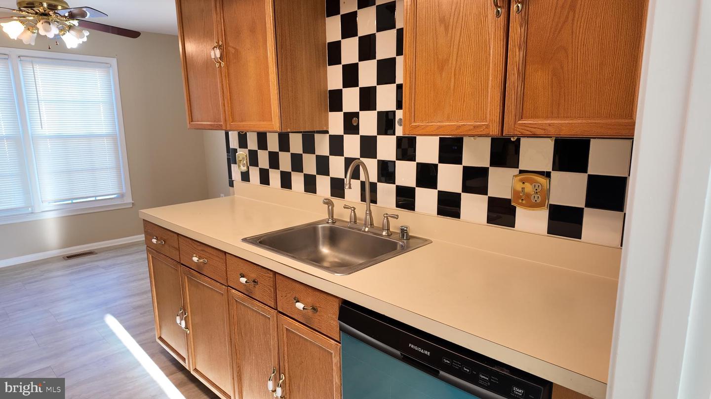 9064 MCRAE CT, MANASSAS, Virginia 20110, 2 Bedrooms Bedrooms, ,2 BathroomsBathrooms,Residential,For sale,9064 MCRAE CT,VAMN2010000 MLS # VAMN2010000