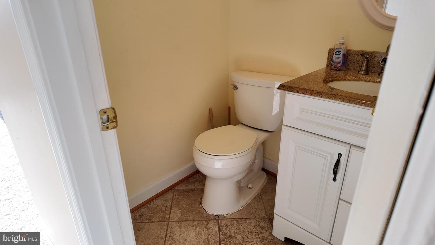 9064 MCRAE CT, MANASSAS, Virginia 20110, 2 Bedrooms Bedrooms, ,2 BathroomsBathrooms,Residential,For sale,9064 MCRAE CT,VAMN2010000 MLS # VAMN2010000