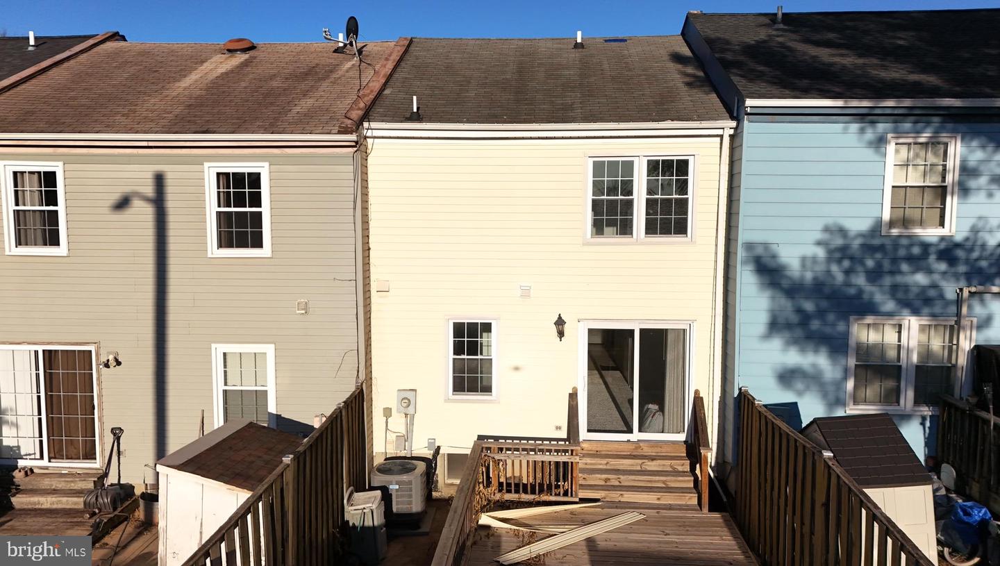 9064 MCRAE CT, MANASSAS, Virginia 20110, 2 Bedrooms Bedrooms, ,2 BathroomsBathrooms,Residential,For sale,9064 MCRAE CT,VAMN2010000 MLS # VAMN2010000