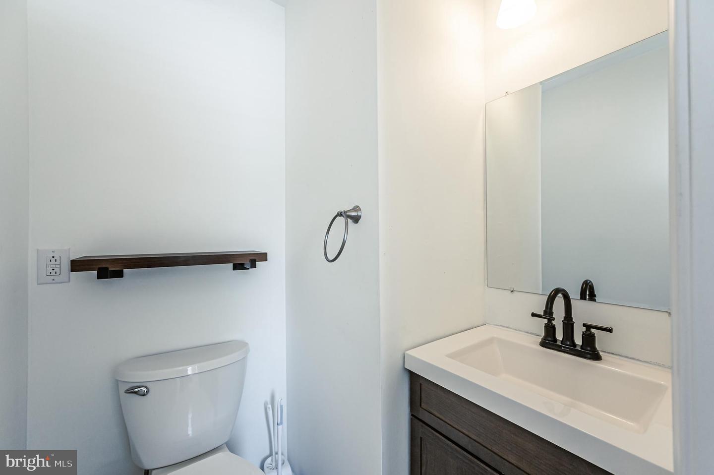 8500 SEDGEMOOR DR, HENRICO, Virginia 23228, 3 Bedrooms Bedrooms, ,1 BathroomBathrooms,Residential,For sale,8500 SEDGEMOOR DR,VAHN2001148 MLS # VAHN2001148 8500 SEDGEMOOR DR, HENRICO, Virginia 23228, 3 Bedrooms Bedrooms, ,1 BathroomBathrooms,Residential,For sale,8500 SEDGEMOOR DR,VAHN2001148 MLS # VAHN2001148