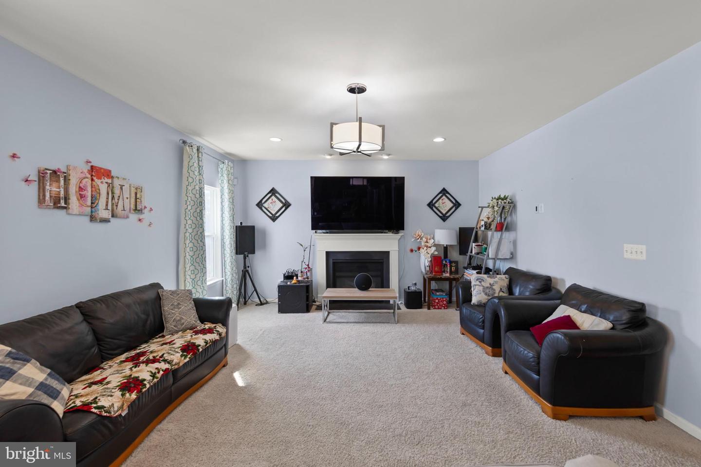 100 FLYFOOT DR, STEPHENSON, Virginia 22656, 4 Bedrooms Bedrooms, 8 Rooms Rooms,3 BathroomsBathrooms,Residential,For sale,100 FLYFOOT DR,VAFV2039162 MLS # VAFV2039162