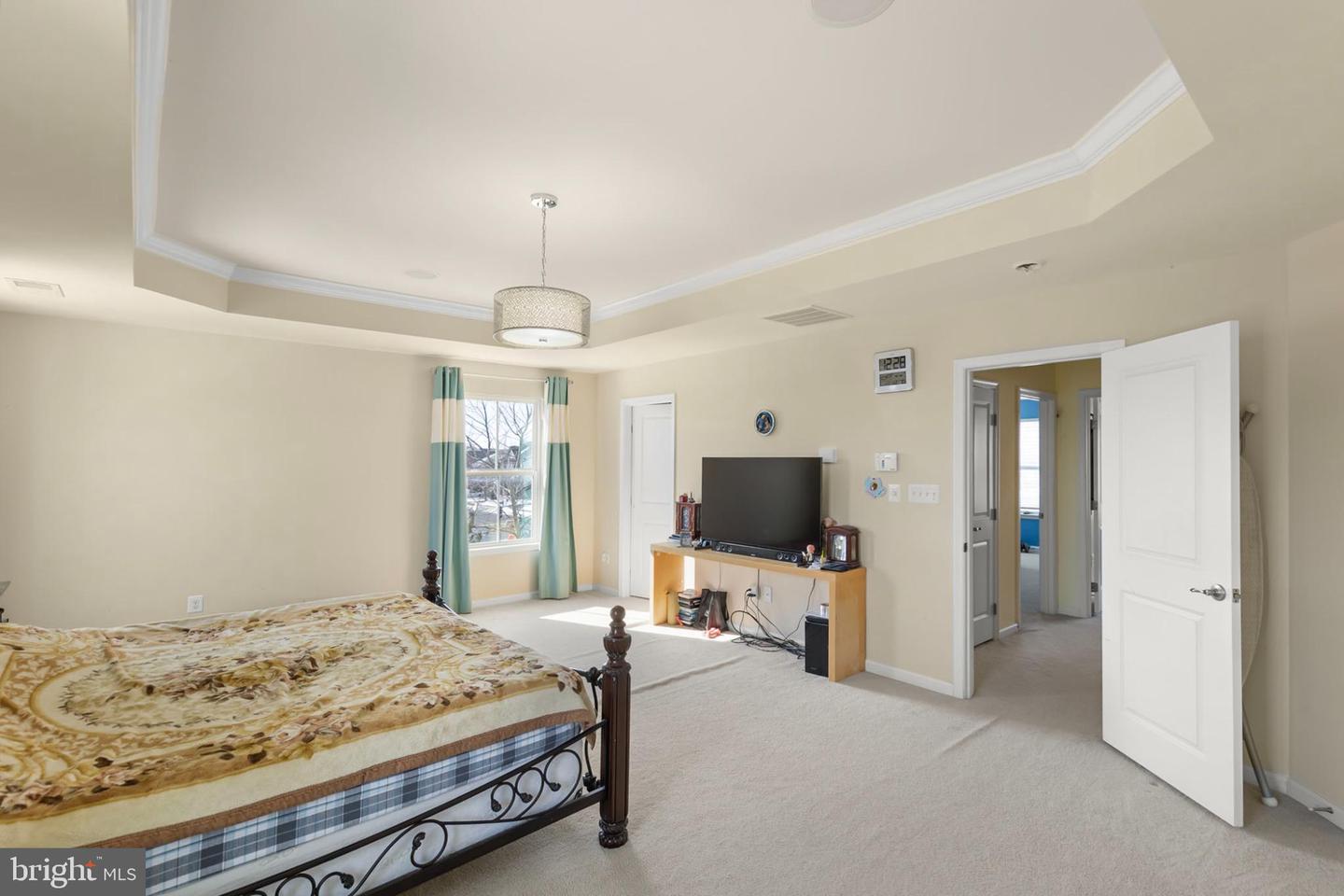 100 FLYFOOT DR, STEPHENSON, Virginia 22656, 4 Bedrooms Bedrooms, 8 Rooms Rooms,3 BathroomsBathrooms,Residential,For sale,100 FLYFOOT DR,VAFV2039162 MLS # VAFV2039162