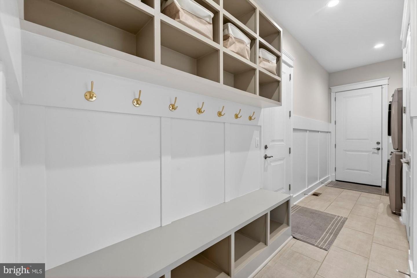 1859 BEULAH RD, VIENNA, Virginia 22182, 6 Bedrooms Bedrooms, ,6 BathroomsBathrooms,Residential,For sale,1859 BEULAH RD,VAFX2287044 MLS # VAFX2287044 1859 BEULAH RD, VIENNA, Virginia 22182, 6 Bedrooms Bedrooms, ,6 BathroomsBathrooms,Residential,For sale,1859 BEULAH RD,VAFX2287044 MLS # VAFX2287044