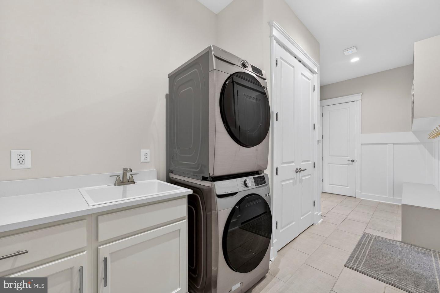 1859 BEULAH RD, VIENNA, Virginia 22182, 6 Bedrooms Bedrooms, ,6 BathroomsBathrooms,Residential,For sale,1859 BEULAH RD,VAFX2287044 MLS # VAFX2287044 1859 BEULAH RD, VIENNA, Virginia 22182, 6 Bedrooms Bedrooms, ,6 BathroomsBathrooms,Residential,For sale,1859 BEULAH RD,VAFX2287044 MLS # VAFX2287044