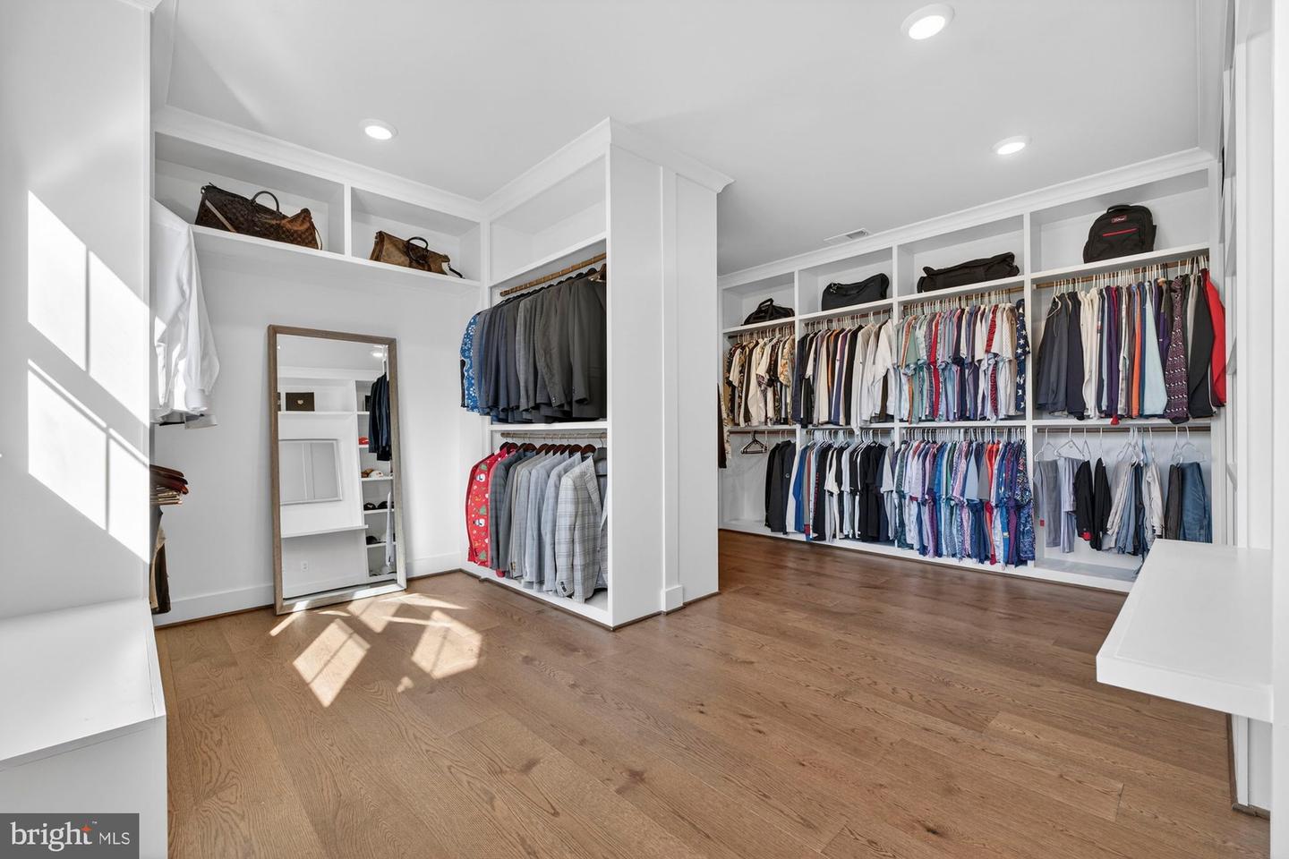 1859 BEULAH RD, VIENNA, Virginia 22182, 6 Bedrooms Bedrooms, ,6 BathroomsBathrooms,Residential,For sale,1859 BEULAH RD,VAFX2287044 MLS # VAFX2287044 1859 BEULAH RD, VIENNA, Virginia 22182, 6 Bedrooms Bedrooms, ,6 BathroomsBathrooms,Residential,For sale,1859 BEULAH RD,VAFX2287044 MLS # VAFX2287044