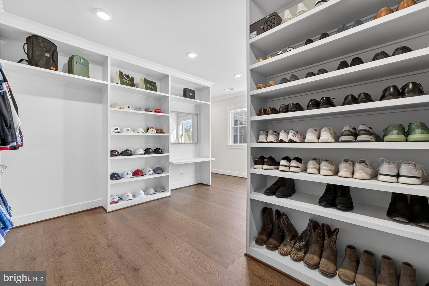 1859 BEULAH RD, VIENNA, Virginia 22182, 6 Bedrooms Bedrooms, ,6 BathroomsBathrooms,Residential,For sale,1859 BEULAH RD,VAFX2287044 MLS # VAFX2287044 1859 BEULAH RD, VIENNA, Virginia 22182, 6 Bedrooms Bedrooms, ,6 BathroomsBathrooms,Residential,For sale,1859 BEULAH RD,VAFX2287044 MLS # VAFX2287044