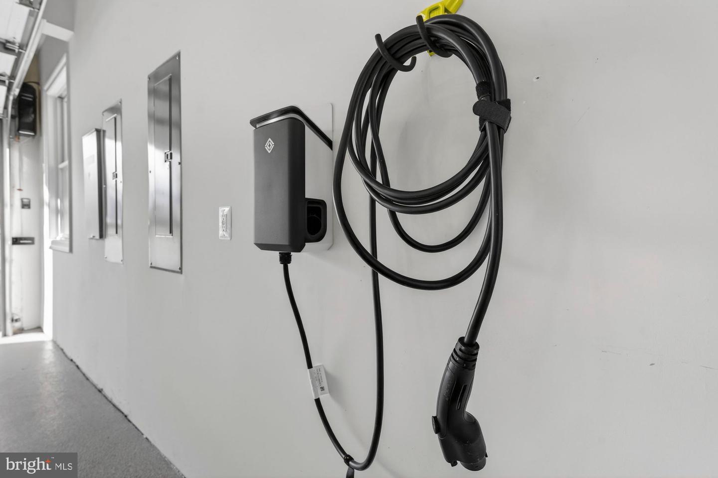 1859 BEULAH RD, VIENNA, Virginia 22182, 6 Bedrooms Bedrooms, ,6 BathroomsBathrooms,Residential,For sale,1859 BEULAH RD,VAFX2287044 MLS # VAFX2287044 1859 BEULAH RD, VIENNA, Virginia 22182, 6 Bedrooms Bedrooms, ,6 BathroomsBathrooms,Residential,For sale,1859 BEULAH RD,VAFX2287044 MLS # VAFX2287044