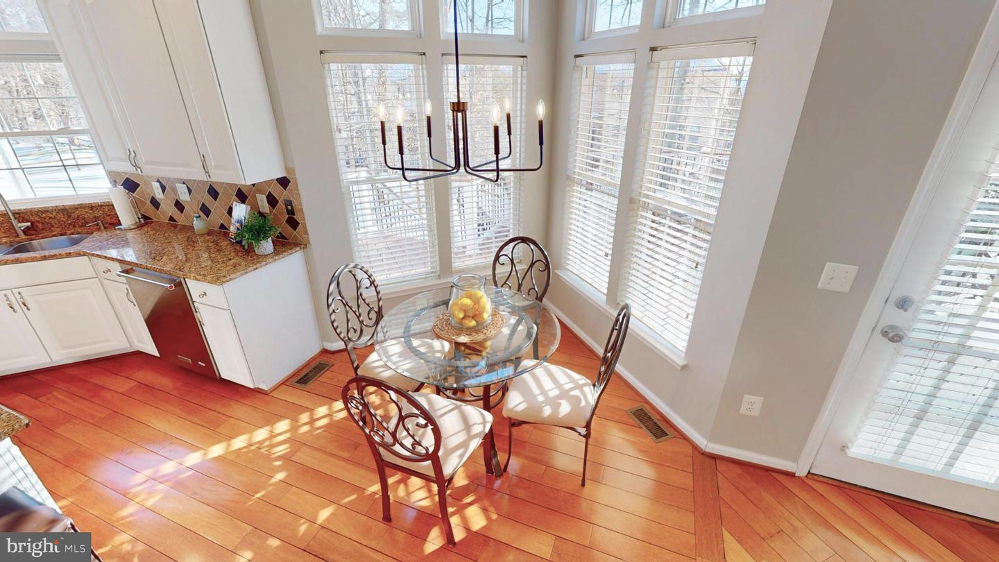 47421 RIVER CREST ST, STERLING, Virginia 20165, 4 Bedrooms Bedrooms, 8 Rooms Rooms,3 BathroomsBathrooms,Residential,For sale,47421 RIVER CREST ST,VALO2114450 MLS # VALO2114450