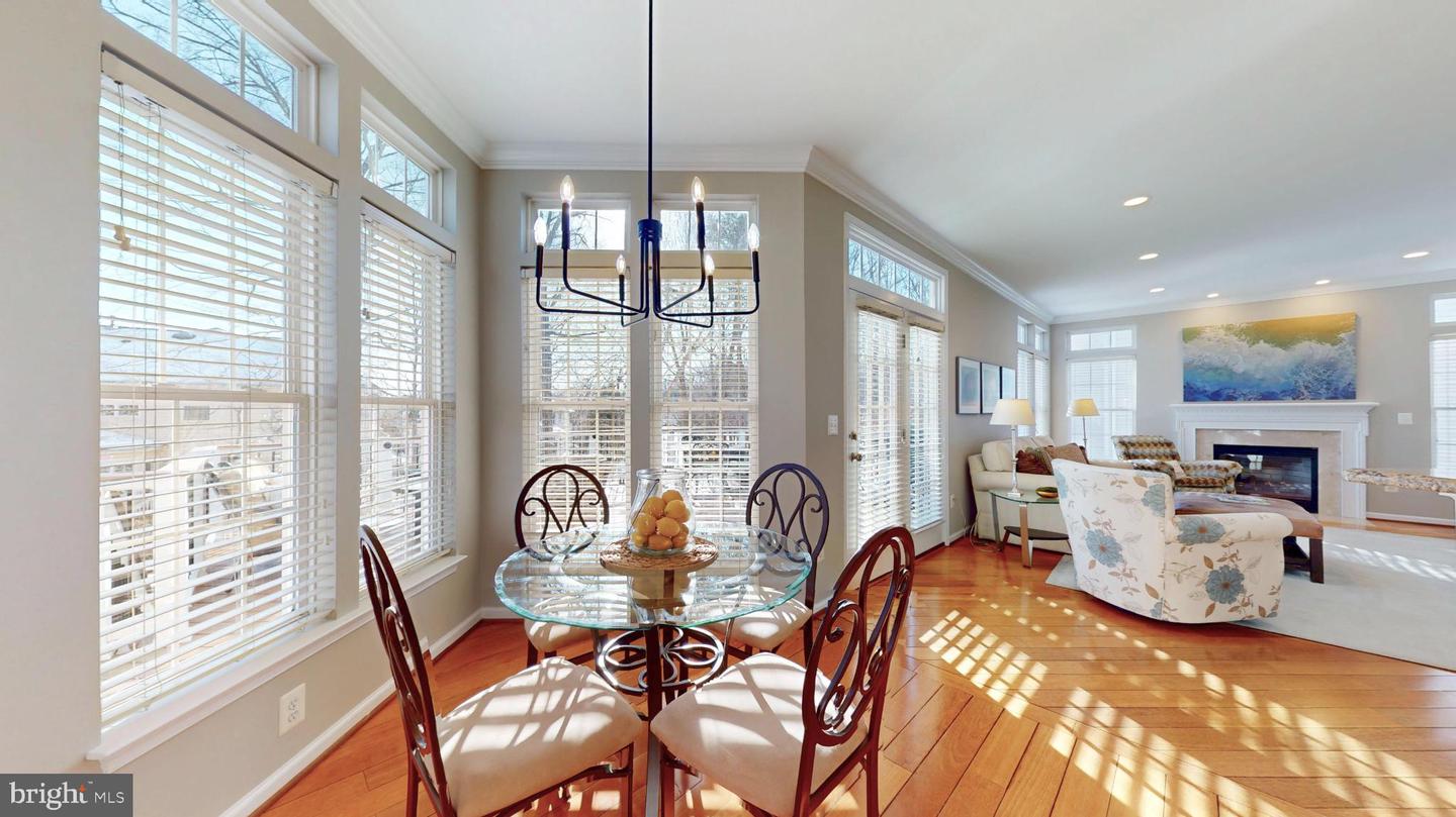 47421 RIVER CREST ST, STERLING, Virginia 20165, 4 Bedrooms Bedrooms, 8 Rooms Rooms,3 BathroomsBathrooms,Residential,For sale,47421 RIVER CREST ST,VALO2114450 MLS # VALO2114450