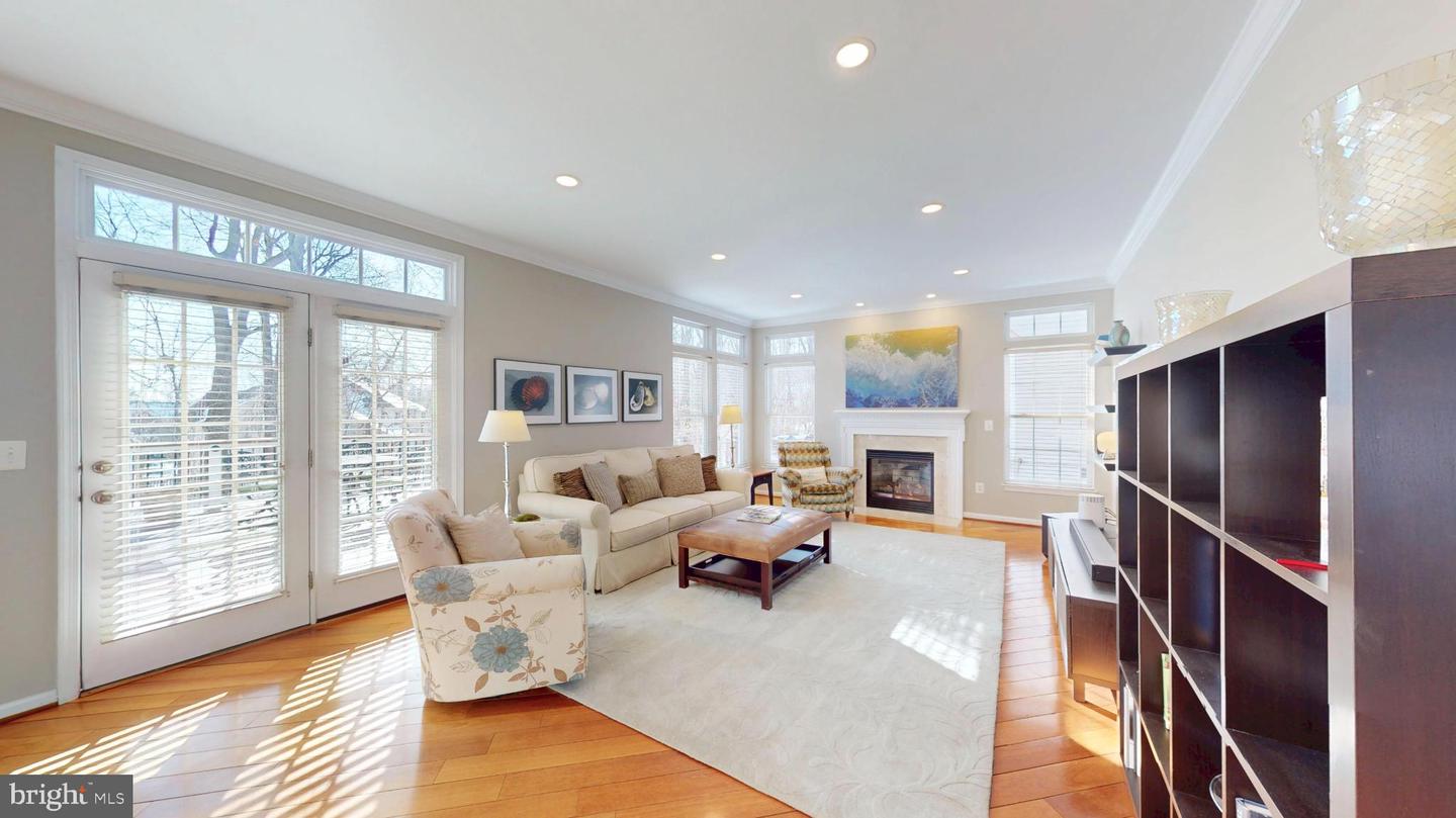 47421 RIVER CREST ST, STERLING, Virginia 20165, 4 Bedrooms Bedrooms, 8 Rooms Rooms,3 BathroomsBathrooms,Residential,For sale,47421 RIVER CREST ST,VALO2114450 MLS # VALO2114450