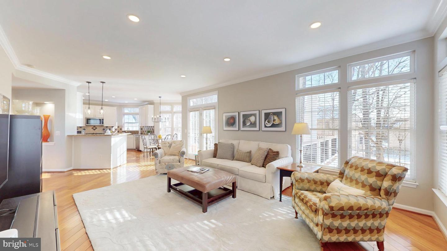 47421 RIVER CREST ST, STERLING, Virginia 20165, 4 Bedrooms Bedrooms, 8 Rooms Rooms,3 BathroomsBathrooms,Residential,For sale,47421 RIVER CREST ST,VALO2114450 MLS # VALO2114450