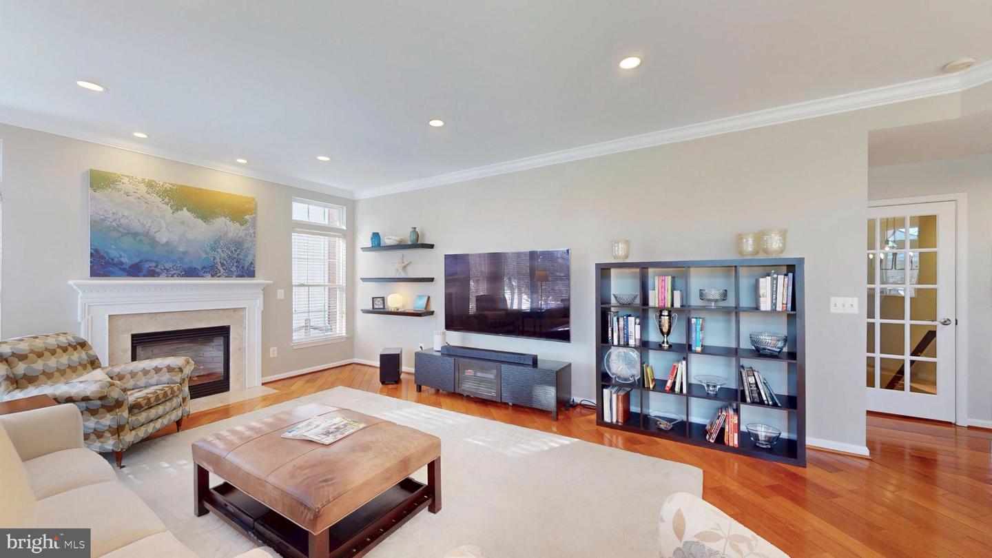 47421 RIVER CREST ST, STERLING, Virginia 20165, 4 Bedrooms Bedrooms, 8 Rooms Rooms,3 BathroomsBathrooms,Residential,For sale,47421 RIVER CREST ST,VALO2114450 MLS # VALO2114450