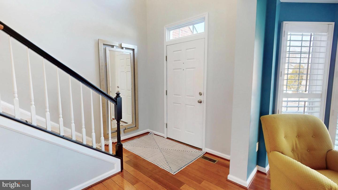 47421 RIVER CREST ST, STERLING, Virginia 20165, 4 Bedrooms Bedrooms, 8 Rooms Rooms,3 BathroomsBathrooms,Residential,For sale,47421 RIVER CREST ST,VALO2114450 MLS # VALO2114450