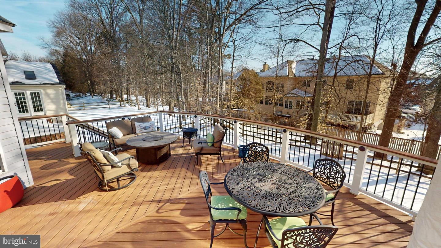 47421 RIVER CREST ST, STERLING, Virginia 20165, 4 Bedrooms Bedrooms, 8 Rooms Rooms,3 BathroomsBathrooms,Residential,For sale,47421 RIVER CREST ST,VALO2114450 MLS # VALO2114450