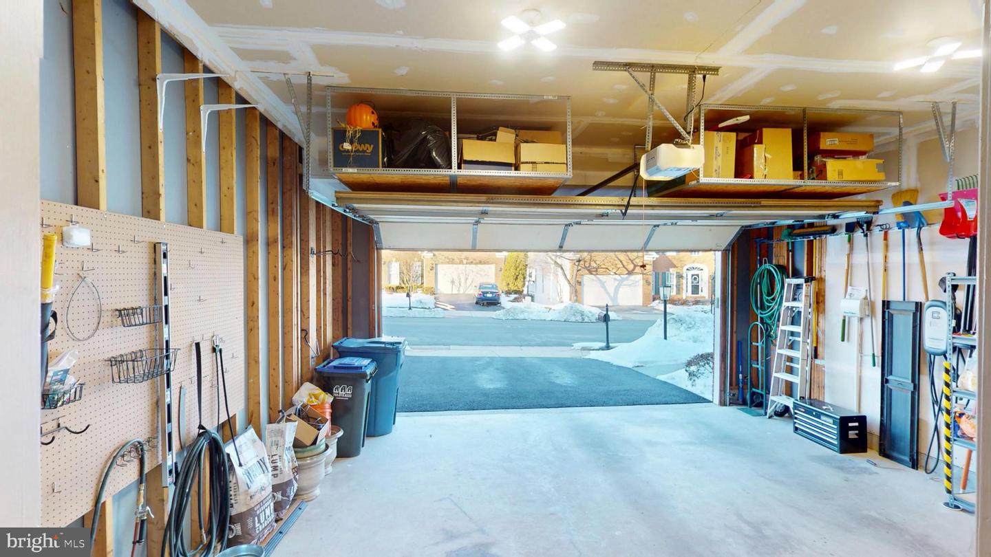 47421 RIVER CREST ST, STERLING, Virginia 20165, 4 Bedrooms Bedrooms, 8 Rooms Rooms,3 BathroomsBathrooms,Residential,For sale,47421 RIVER CREST ST,VALO2114450 MLS # VALO2114450