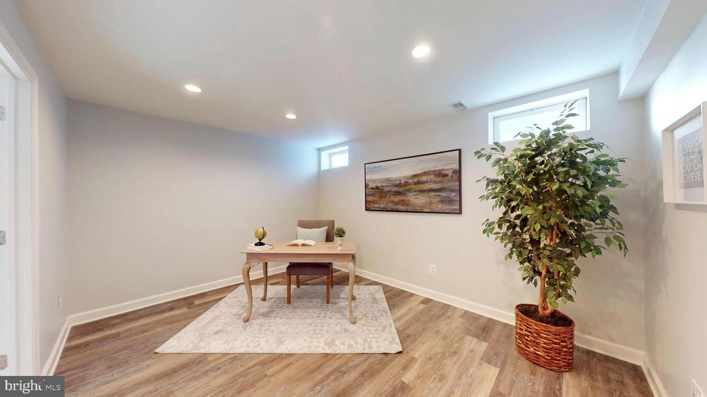 47421 RIVER CREST ST, STERLING, Virginia 20165, 4 Bedrooms Bedrooms, 8 Rooms Rooms,3 BathroomsBathrooms,Residential,For sale,47421 RIVER CREST ST,VALO2114450 MLS # VALO2114450