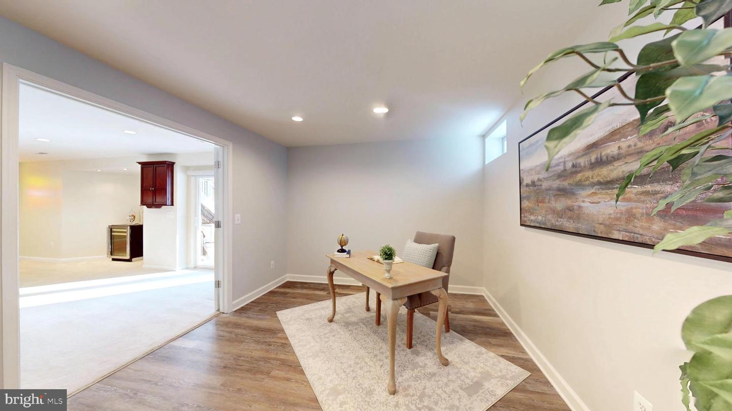 47421 RIVER CREST ST, STERLING, Virginia 20165, 4 Bedrooms Bedrooms, 8 Rooms Rooms,3 BathroomsBathrooms,Residential,For sale,47421 RIVER CREST ST,VALO2114450 MLS # VALO2114450