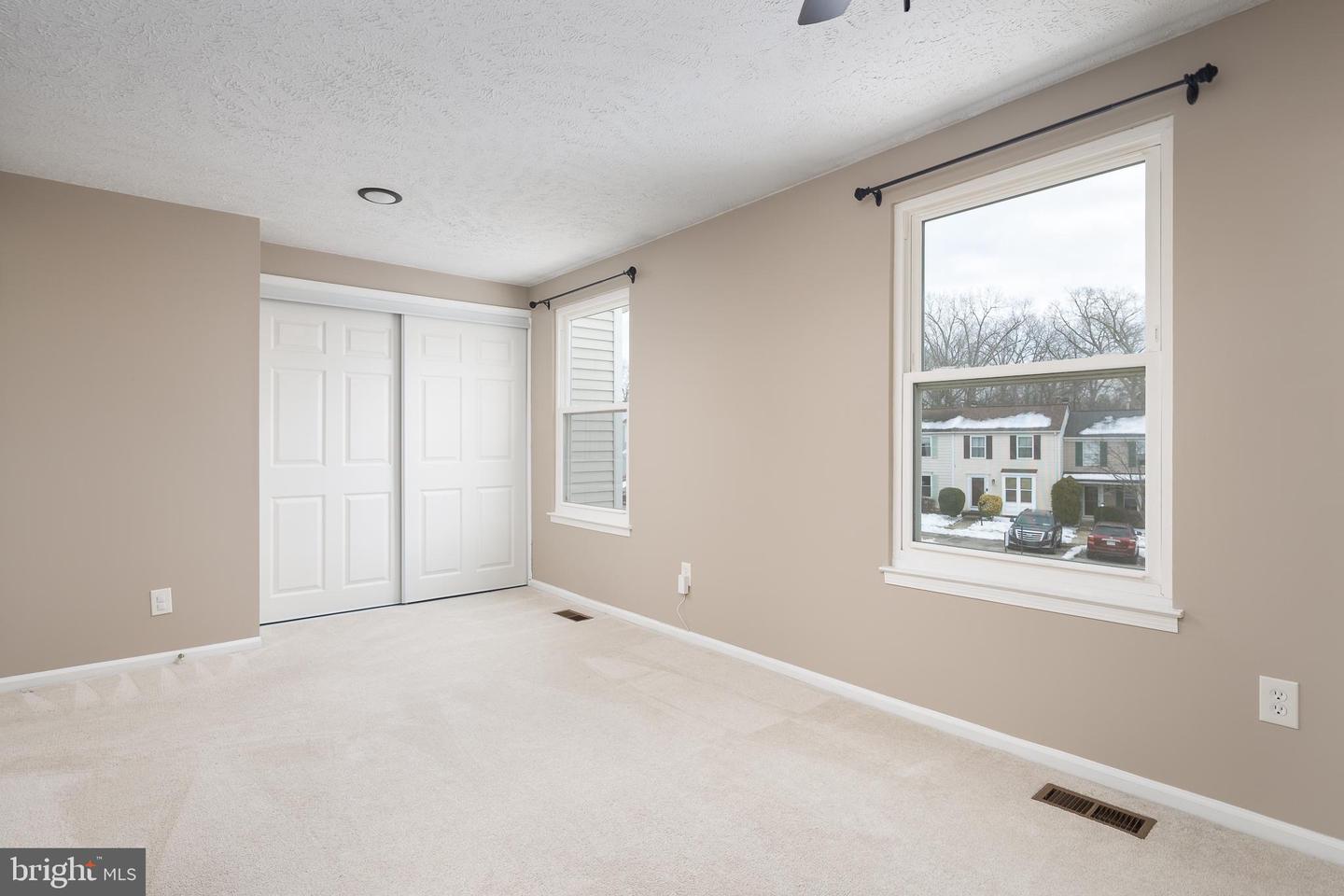 7476 WOUNDED KNEE RD, LORTON, Virginia 22079, 2 Bedrooms Bedrooms, ,2 BathroomsBathrooms,Residential,For sale,7476 WOUNDED KNEE RD,VAFX2287244 MLS # VAFX2287244 7476 WOUNDED KNEE RD, LORTON, Virginia 22079, 2 Bedrooms Bedrooms, ,2 BathroomsBathrooms,Residential,For sale,7476 WOUNDED KNEE RD,VAFX2287244 MLS # VAFX2287244