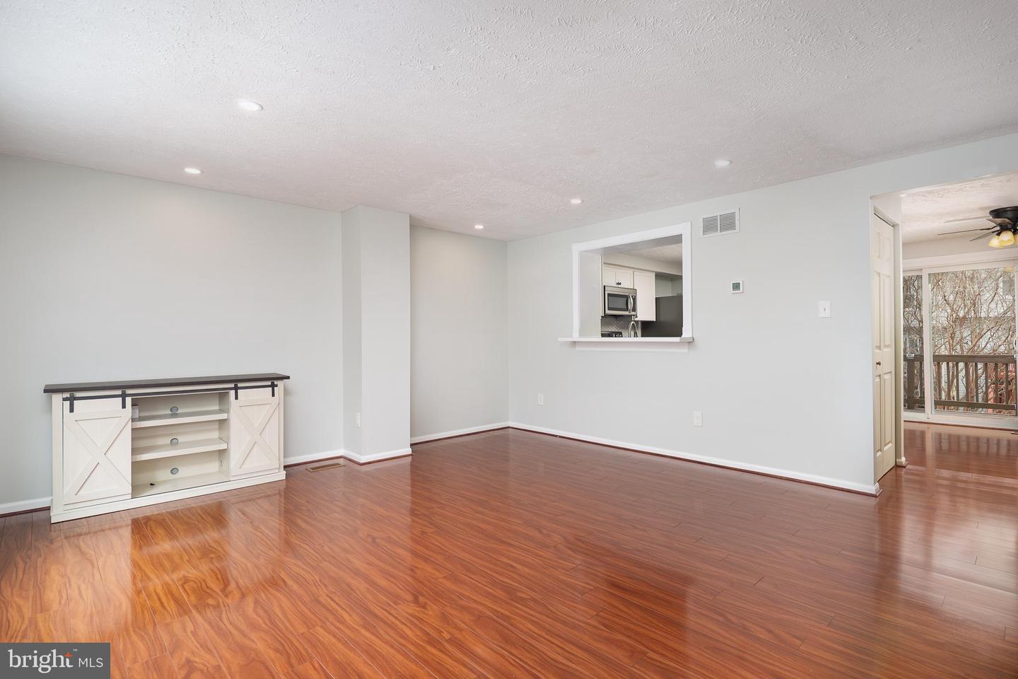 7476 WOUNDED KNEE RD, LORTON, Virginia 22079, 2 Bedrooms Bedrooms, ,2 BathroomsBathrooms,Residential,For sale,7476 WOUNDED KNEE RD,VAFX2287244 MLS # VAFX2287244 7476 WOUNDED KNEE RD, LORTON, Virginia 22079, 2 Bedrooms Bedrooms, ,2 BathroomsBathrooms,Residential,For sale,7476 WOUNDED KNEE RD,VAFX2287244 MLS # VAFX2287244