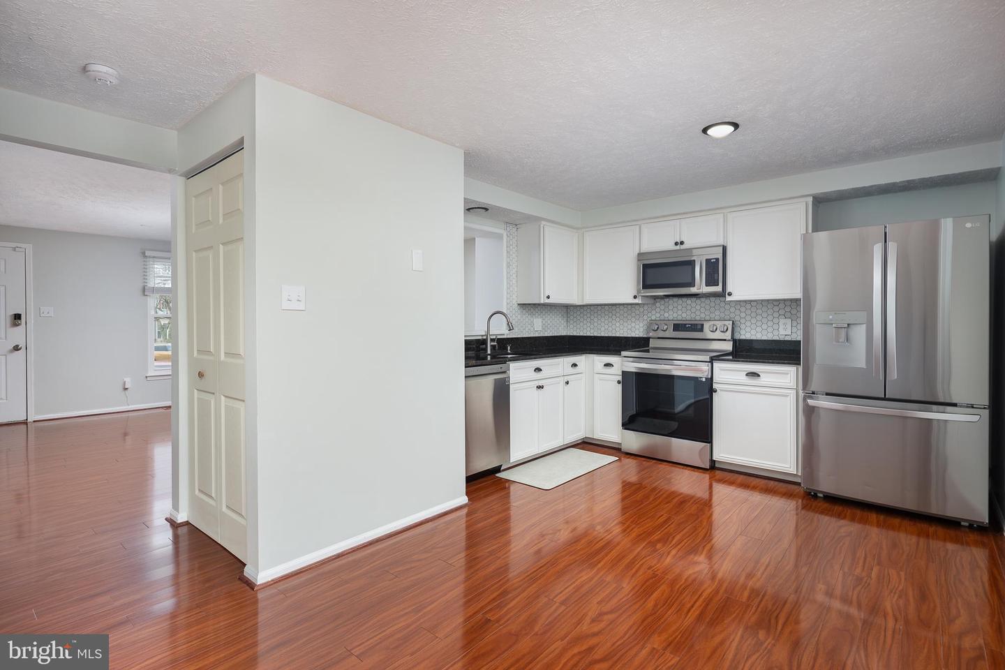 7476 WOUNDED KNEE RD, LORTON, Virginia 22079, 2 Bedrooms Bedrooms, ,2 BathroomsBathrooms,Residential,For sale,7476 WOUNDED KNEE RD,VAFX2287244 MLS # VAFX2287244 7476 WOUNDED KNEE RD, LORTON, Virginia 22079, 2 Bedrooms Bedrooms, ,2 BathroomsBathrooms,Residential,For sale,7476 WOUNDED KNEE RD,VAFX2287244 MLS # VAFX2287244