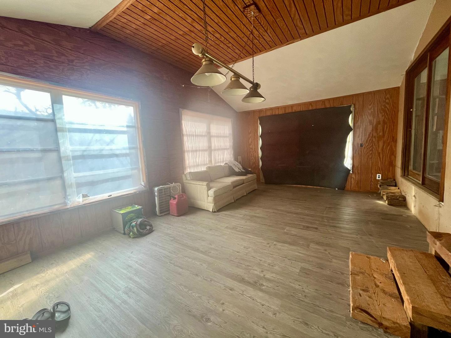 305 RICKARD PL, RILEYVILLE, Virginia 22650, 2 Bedrooms Bedrooms, ,1 BathroomBathrooms,Residential,For sale,305 RICKARD PL,VAPA2005922 MLS # VAPA2005922 305 RICKARD PL, RILEYVILLE, Virginia 22650, 2 Bedrooms Bedrooms, ,1 BathroomBathrooms,Residential,For sale,305 RICKARD PL,VAPA2005922 MLS # VAPA2005922