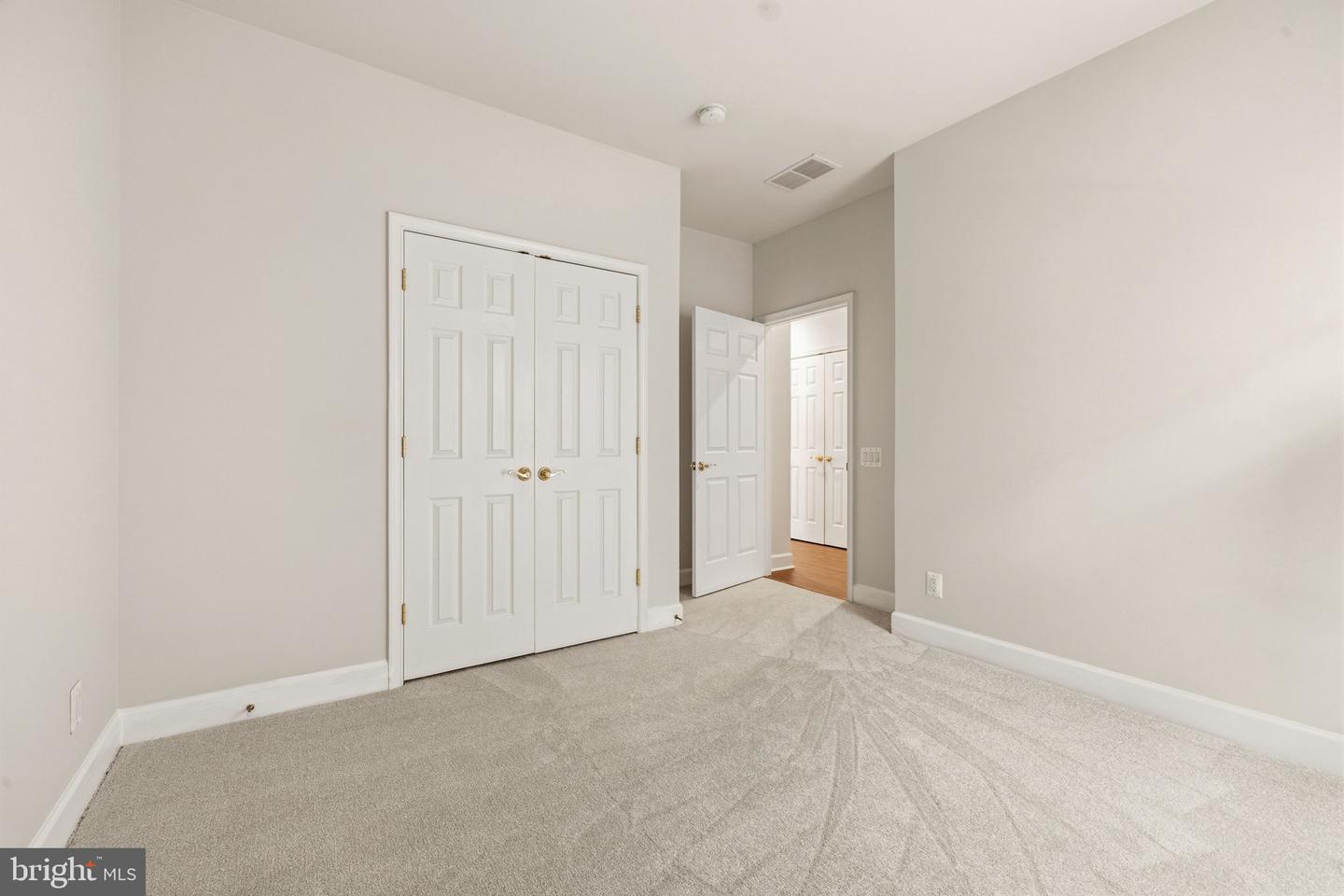 8909 YELLOW DAISY PL, LORTON, Virginia 22079, 3 Bedrooms Bedrooms, ,2 BathroomsBathrooms,Residential,For sale,8909 YELLOW DAISY PL,VAFX2287510 MLS # VAFX2287510