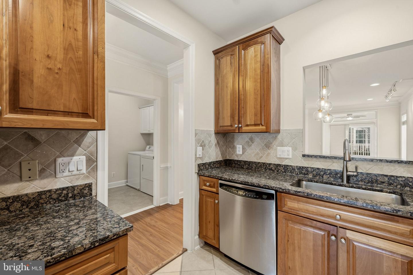 8909 YELLOW DAISY PL, LORTON, Virginia 22079, 3 Bedrooms Bedrooms, ,2 BathroomsBathrooms,Residential,For sale,8909 YELLOW DAISY PL,VAFX2287510 MLS # VAFX2287510