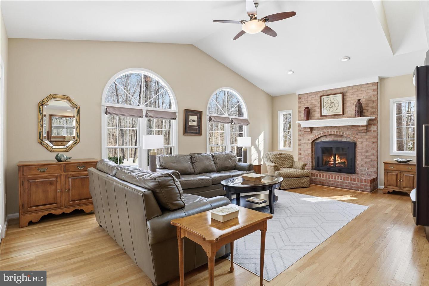 6323 COLCHESTER RD, FAIRFAX STATION, Virginia 22039, 4 Bedrooms Bedrooms, ,3 BathroomsBathrooms,Residential,For sale,6323 COLCHESTER RD,VAFX2287530 MLS # VAFX2287530