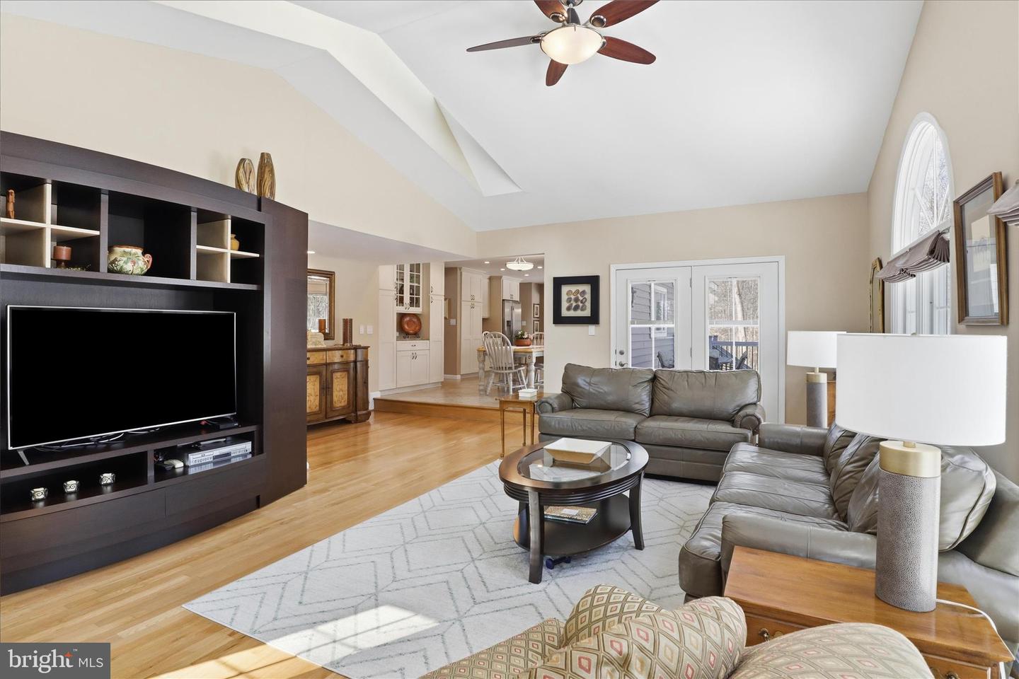 6323 COLCHESTER RD, FAIRFAX STATION, Virginia 22039, 4 Bedrooms Bedrooms, ,3 BathroomsBathrooms,Residential,For sale,6323 COLCHESTER RD,VAFX2287530 MLS # VAFX2287530