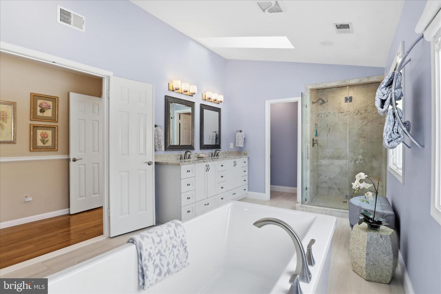 6323 COLCHESTER RD, FAIRFAX STATION, Virginia 22039, 4 Bedrooms Bedrooms, ,3 BathroomsBathrooms,Residential,For sale,6323 COLCHESTER RD,VAFX2287530 MLS # VAFX2287530