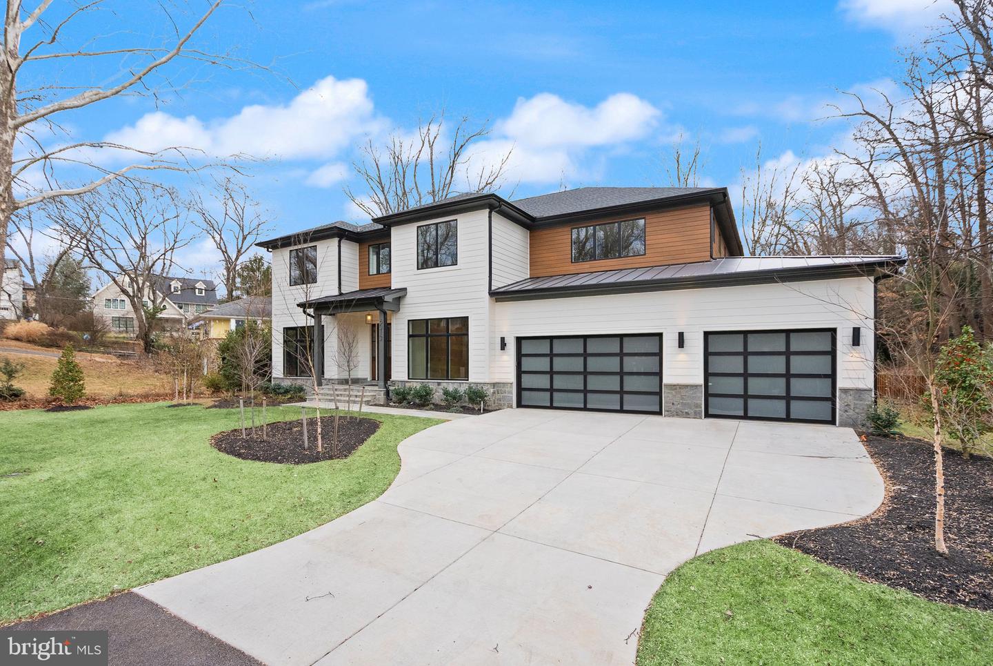 6013 WOODLAND TER, MCLEAN, Virginia 22101, 6 Bedrooms Bedrooms, ,6 BathroomsBathrooms,Residential,For sale,6013 WOODLAND TER,VAFX2287616 MLS # VAFX2287616