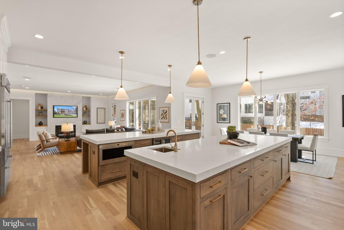 6013 WOODLAND TER, MCLEAN, Virginia 22101, 6 Bedrooms Bedrooms, ,6 BathroomsBathrooms,Residential,For sale,6013 WOODLAND TER,VAFX2287616 MLS # VAFX2287616