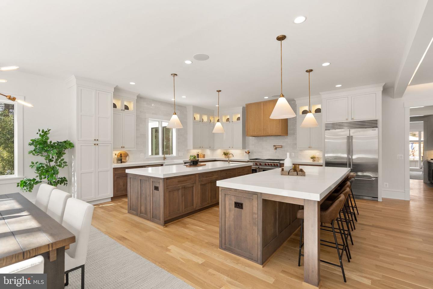 6013 WOODLAND TER, MCLEAN, Virginia 22101, 6 Bedrooms Bedrooms, ,6 BathroomsBathrooms,Residential,For sale,6013 WOODLAND TER,VAFX2287616 MLS # VAFX2287616