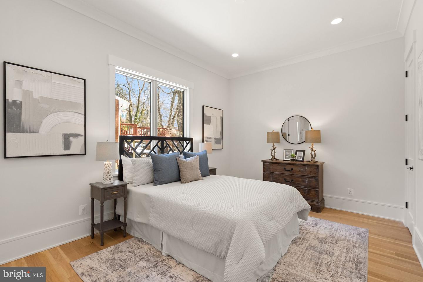 6013 WOODLAND TER, MCLEAN, Virginia 22101, 6 Bedrooms Bedrooms, ,6 BathroomsBathrooms,Residential,For sale,6013 WOODLAND TER,VAFX2287616 MLS # VAFX2287616