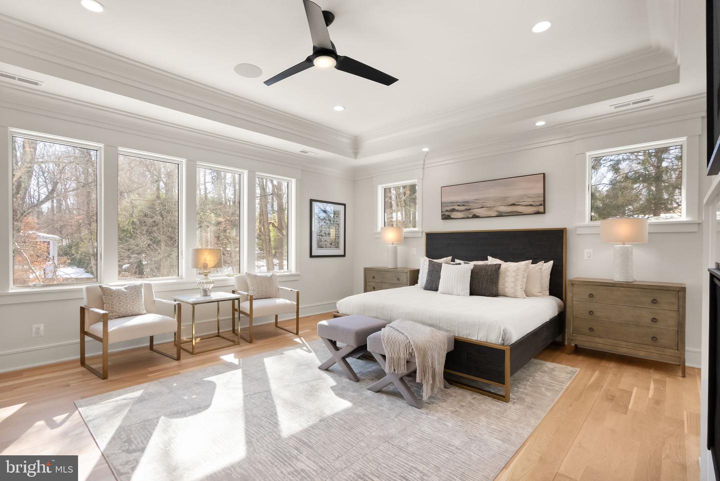 6013 WOODLAND TER, MCLEAN, Virginia 22101, 6 Bedrooms Bedrooms, ,6 BathroomsBathrooms,Residential,For sale,6013 WOODLAND TER,VAFX2287616 MLS # VAFX2287616